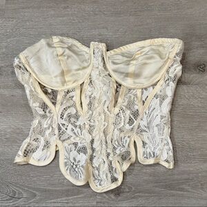 Elegant Cream Lace Crop Corset
